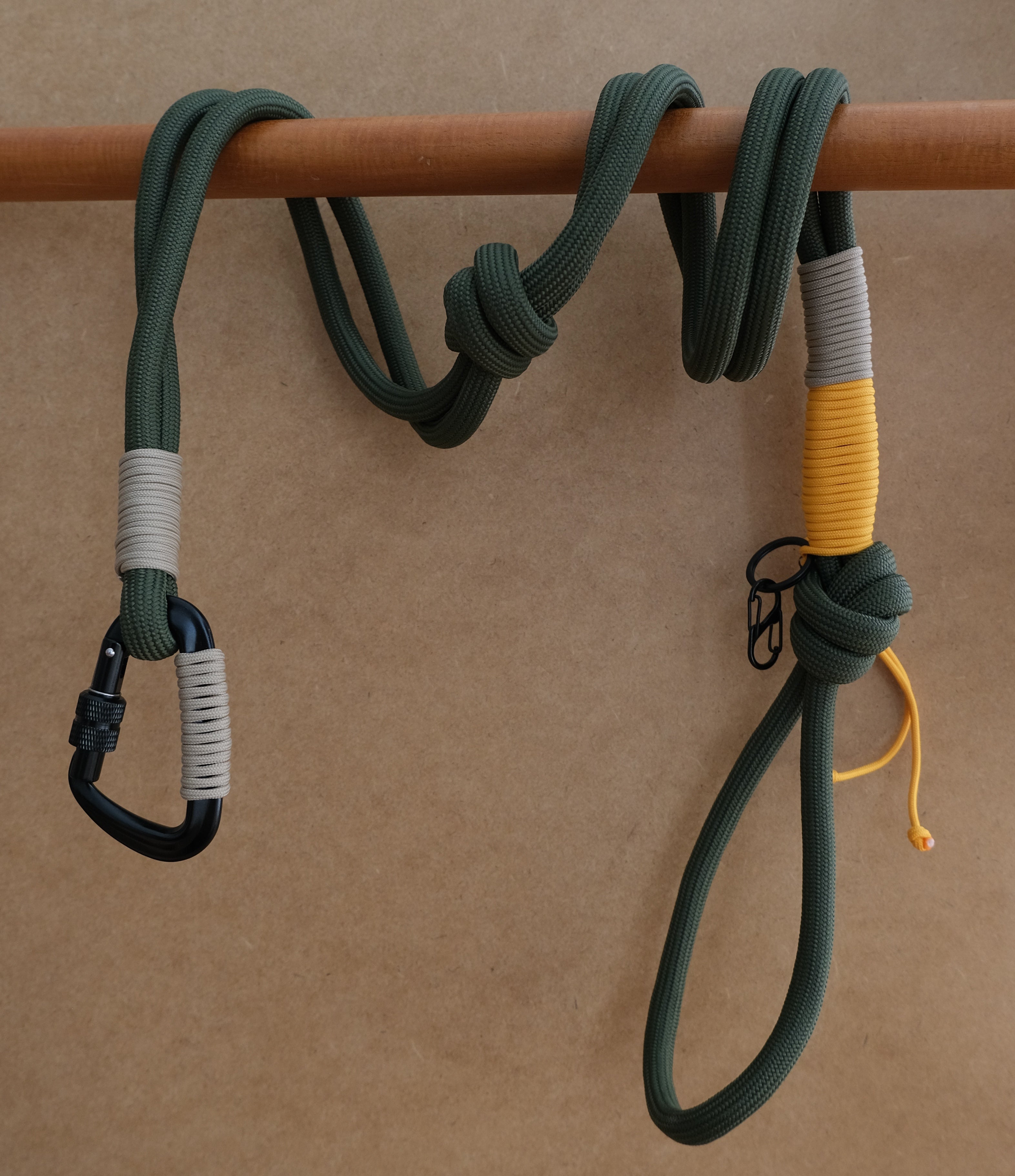 Handmade Paracord Leash 4ft